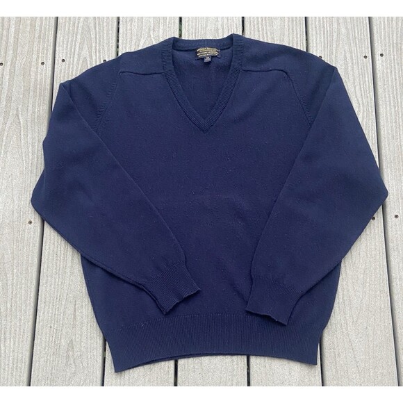 Brooks Brothers Sweater Mens 42 Navy Blue V-Neck 100% Lambswool Made in England - Picture 1 of 13